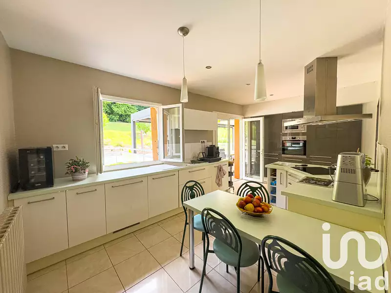 Maison, 190 m²