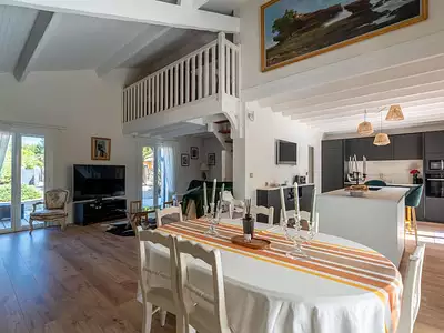 Maison, 231 m²