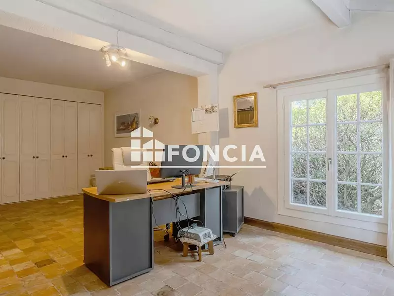 Maison, 195 m²