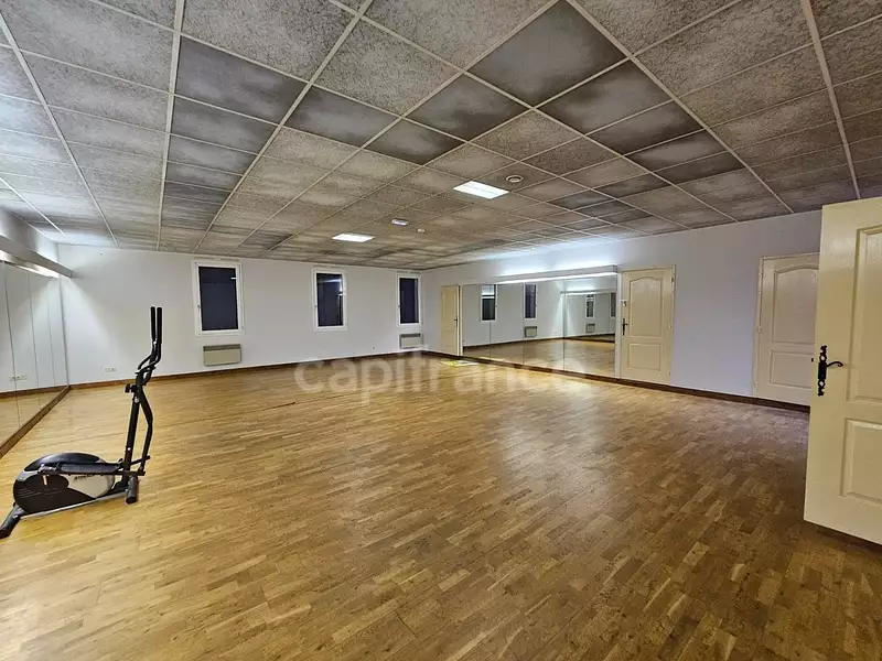Immeuble, 460 m²