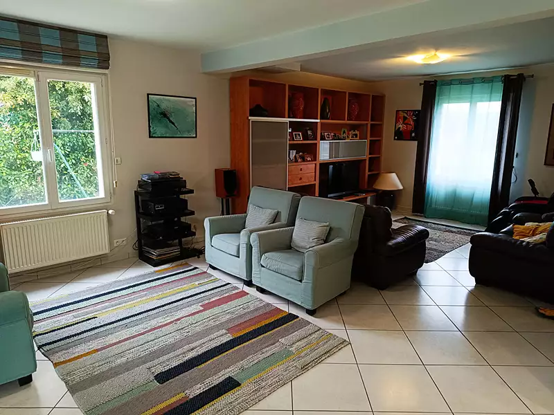 Maison, 270 m²
