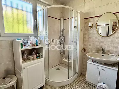 Maison, 180 m²