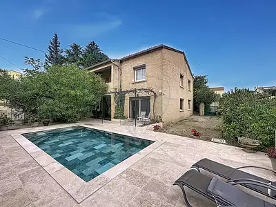 Maison, 204 m²