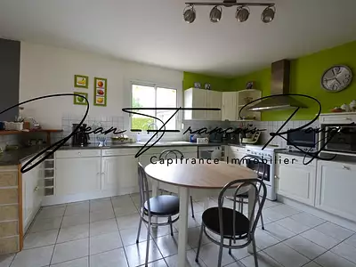 Maison, 121 m²
