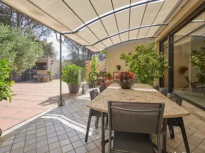 Maison, 320 m²