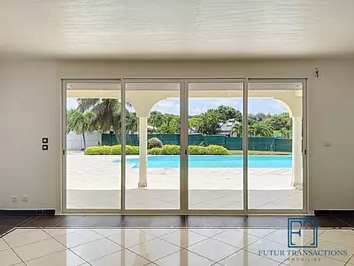 Maison, 322 m²