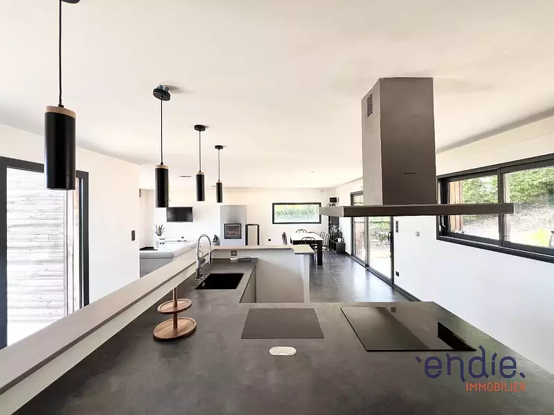 Maison, 128 m²