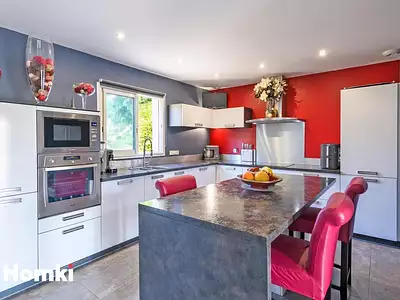 Maison, 141 m²