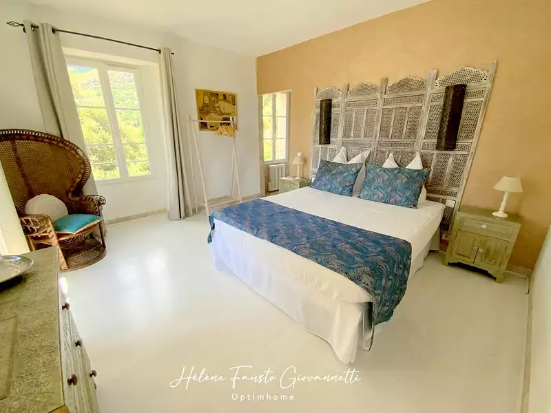 Maison, 175 m²