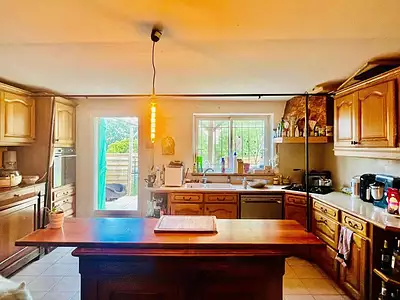 Maison, 250 m²