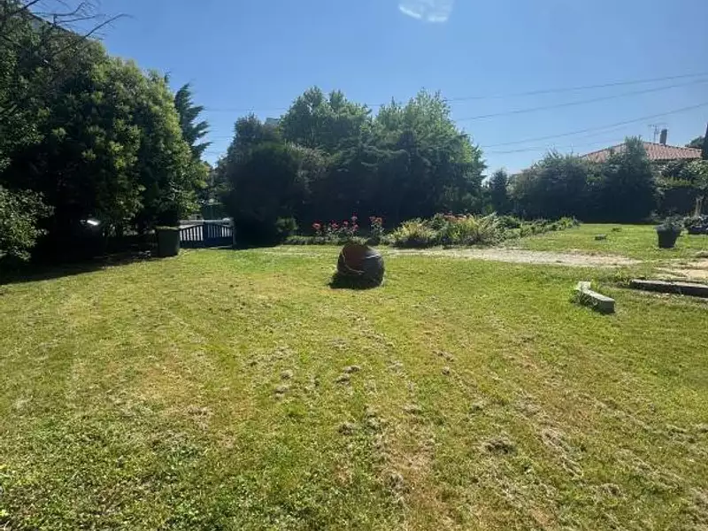 Terrain, 473 m²