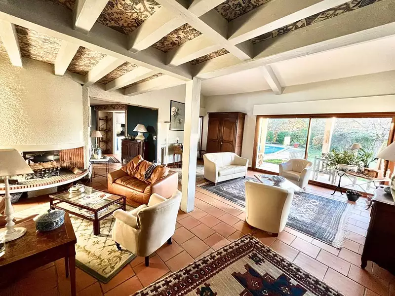 Maison, 220 m²