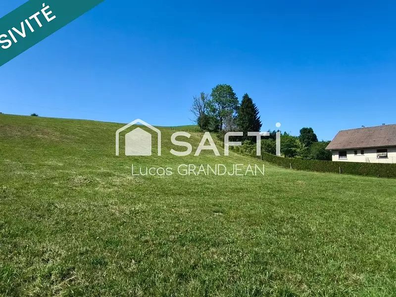 Terrain, 1 784 m²