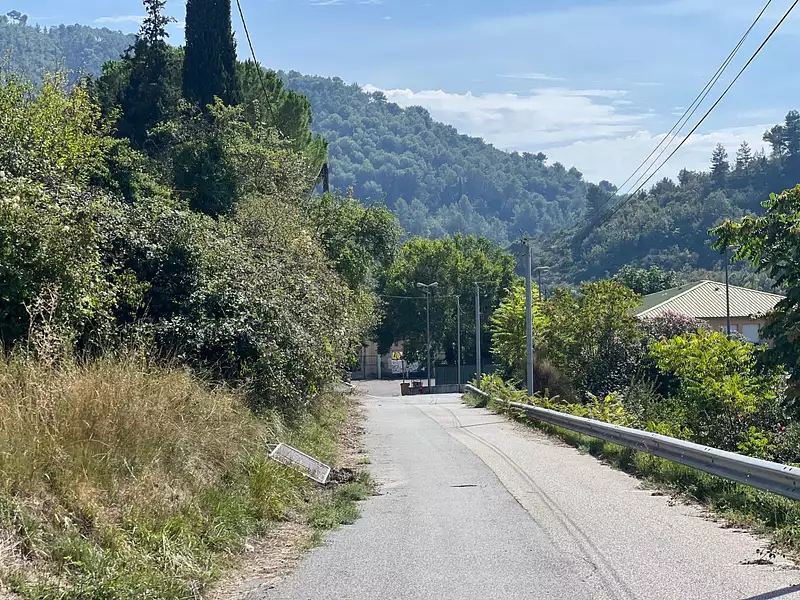 Terrain, 1 143 m²