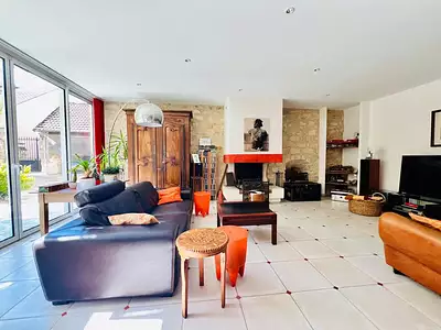 Maison, 215 m²