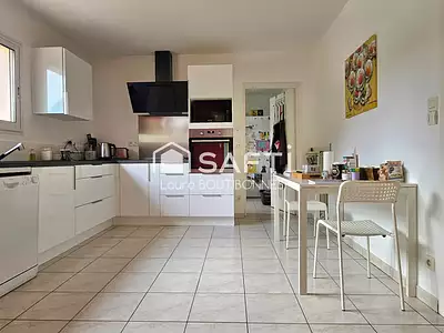 Maison, 195 m²
