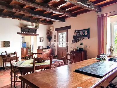 Maison, 236 m²