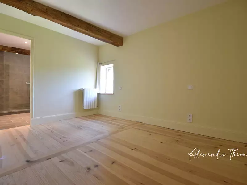 Maison, 1 500 m²