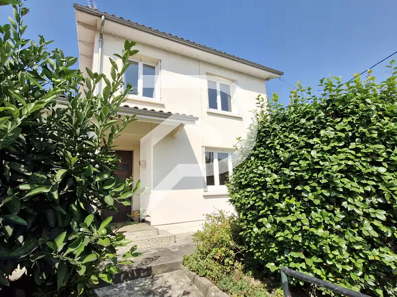 Maison, 89 m²