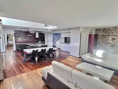 Maison, 240 m²