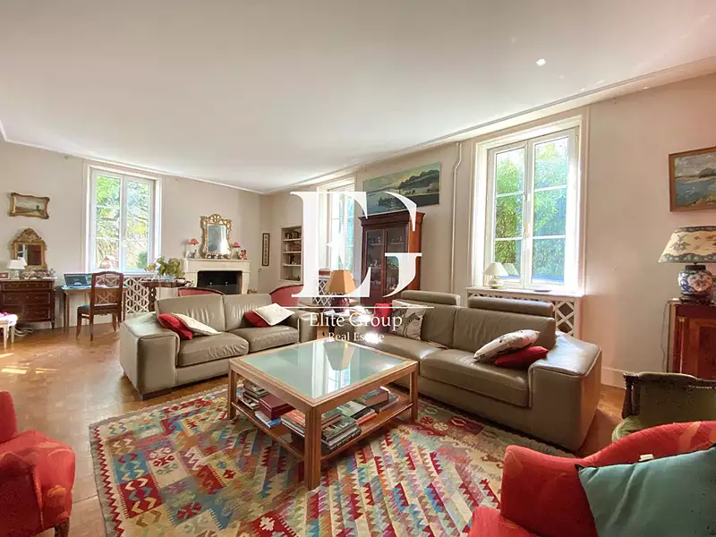 Maison, 331,86 m²