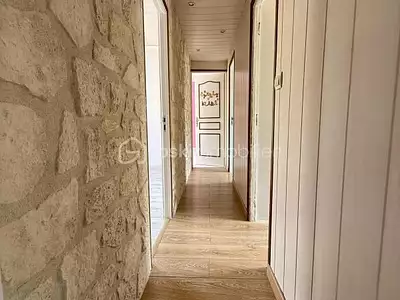 Maison, 240 m²