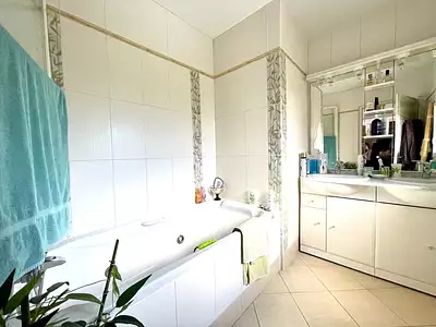 Maison, 225 m²