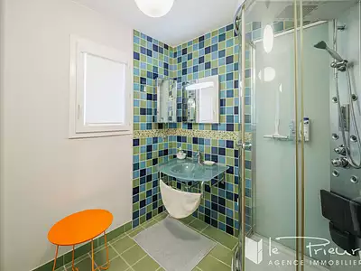 Maison, 176,02 m²