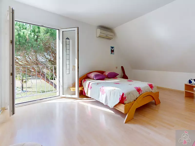 Maison, 204 m²