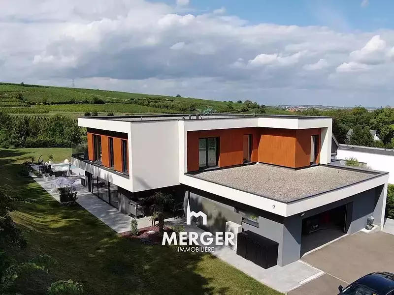 Maison, 330 m²