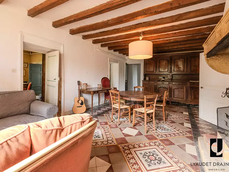 Maison, 450,7 m²