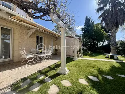 Maison, 180 m²