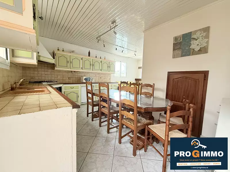 Maison, 250 m²