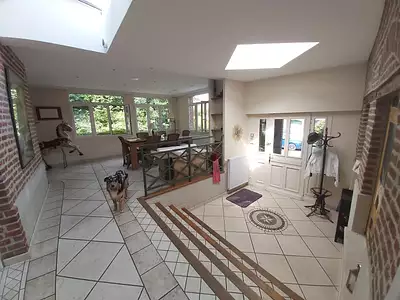 Maison, 240 m²