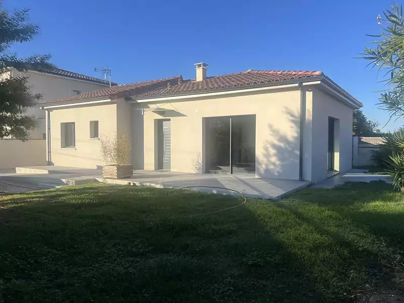 Maison, 92 m²