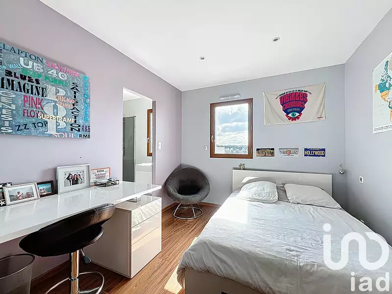 Maison, 215 m²