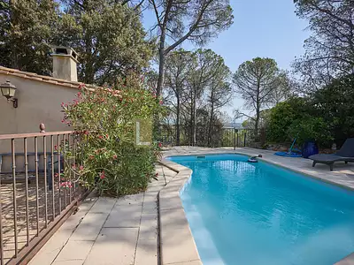 Maison, 320 m²