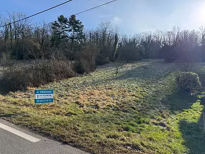 Terrain, 807 m²