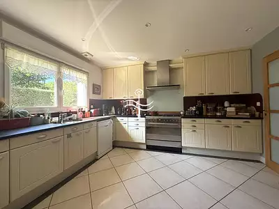 Maison, 215 m²