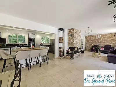 Maison, 250 m²