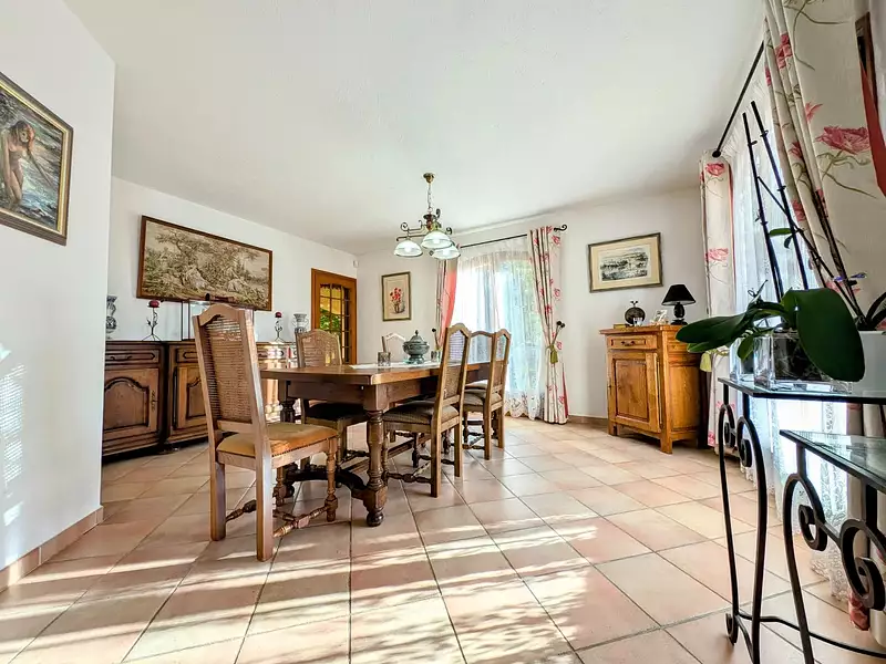 Maison, 183,93 m²
