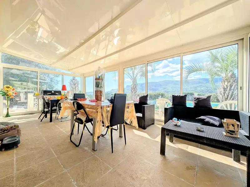 Maison, 370 m²