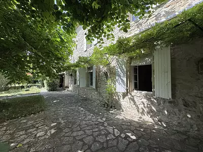 Maison, 311 m²