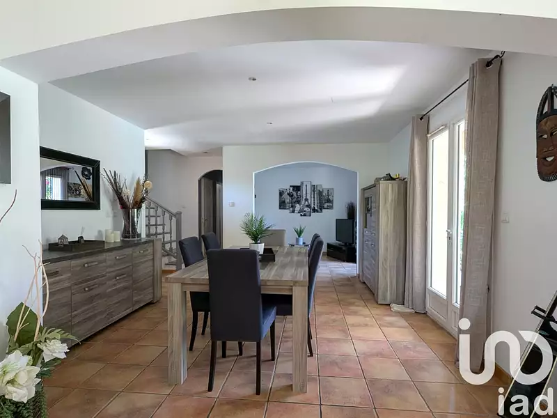 Maison, 121 m²