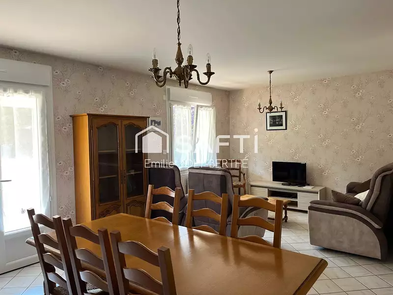 Maison, 77 m²