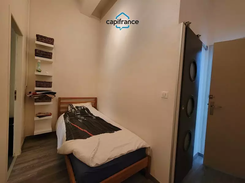Maison, 252 m²