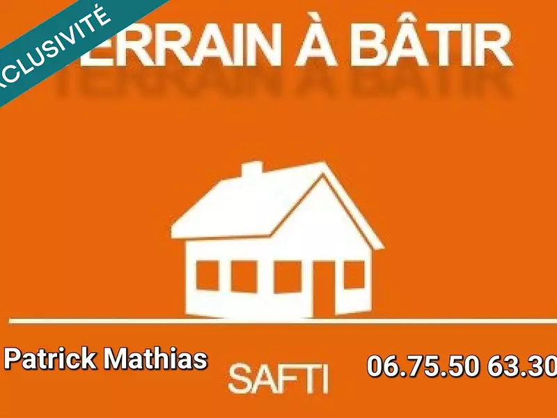 Terrain, 2 446 m²