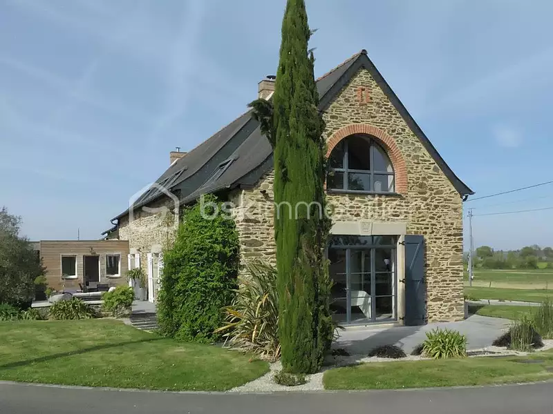 Maison, 269 m²