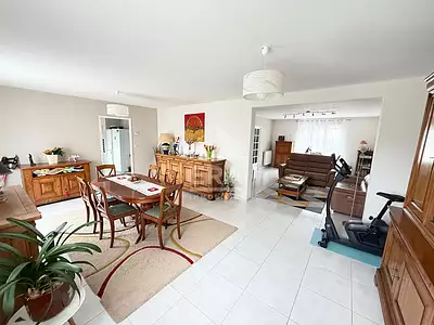 Maison, 169 m²