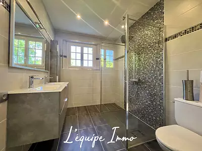 Maison, 190 m²